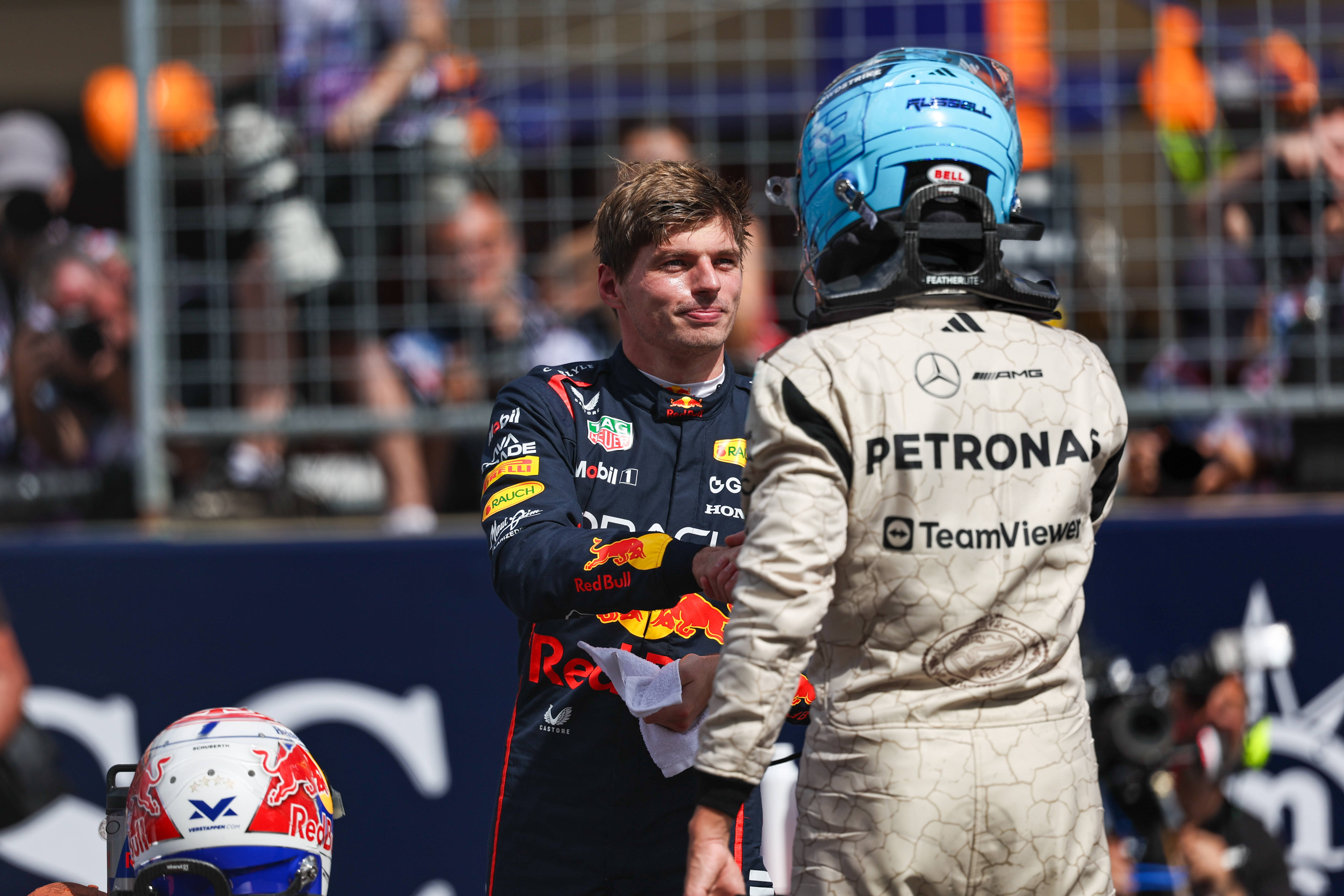 爱游戏-雷诺车队完胜威廉姆斯，维斯塔潘带队取胜