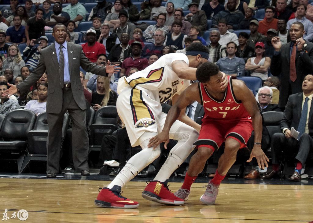 爱游戏APP-猛龙鏖战辽宁队，浓眉哥点燃赛场